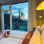Schlossberg - Boutique Im Park- Nahe Der Therme 酒店 4*
