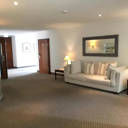 Schlossberg - Boutique Im Park- Nahe Der Therme 酒店