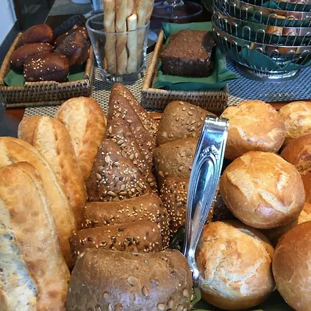 Schlossberg - Boutique Im Park- Nahe Der Therme 酒店