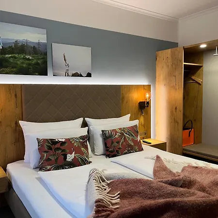 Schlossberg - Boutique Im Park- Nahe Der Therme 4*