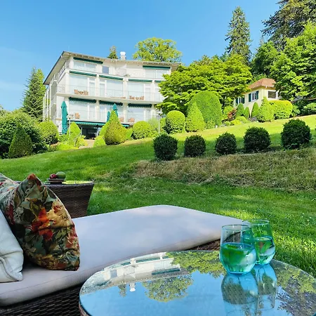 酒店 Schlossberg - Boutique Im Park- Nahe Der Therme 巴登韦勒